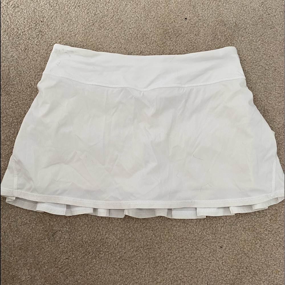 White lululemon skirt size 6